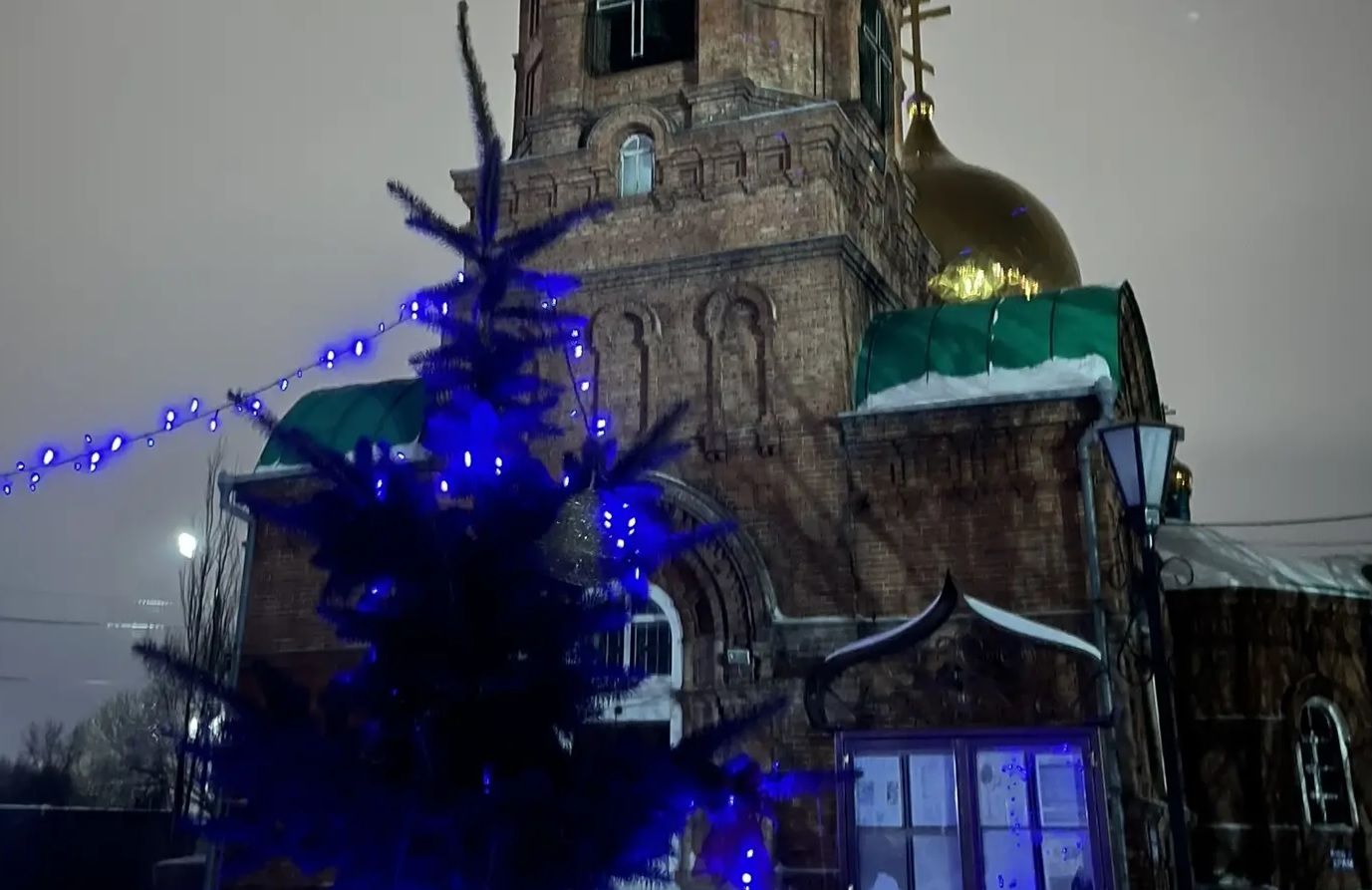 Обязательно ли окунаться в прорубь на Крещение?