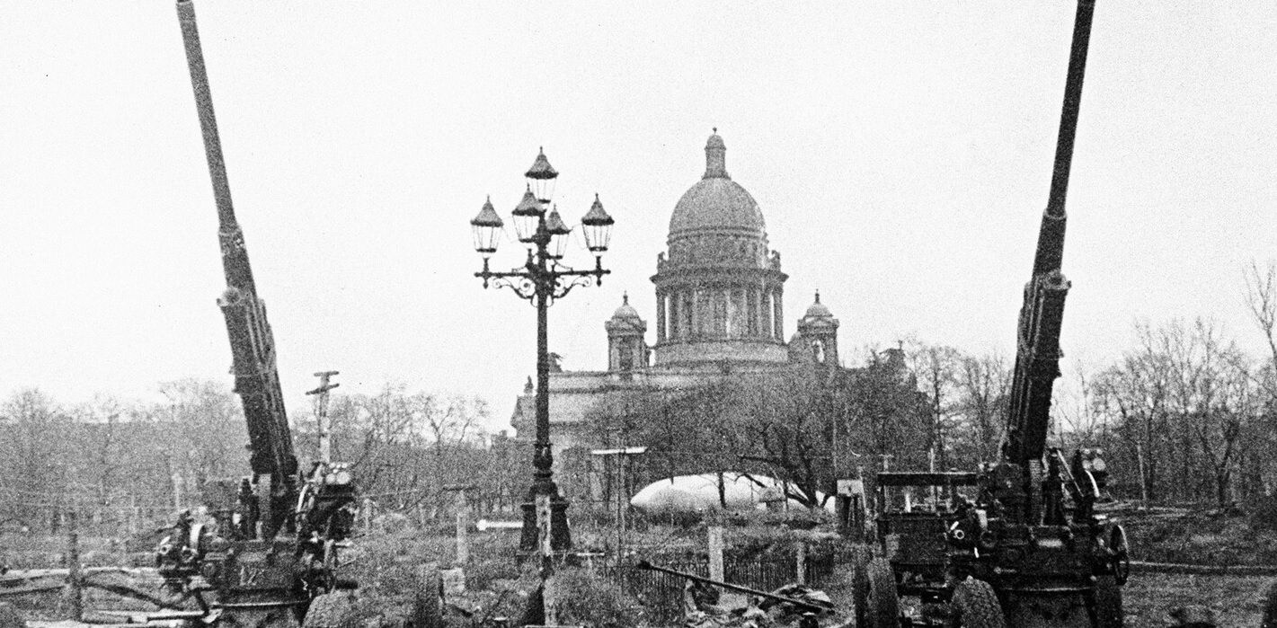 Воспитанники воскресной школы храма посетили мероприятие, посвященное годовщине снятия блокады Санкт-Петербурга (Ленинграда)